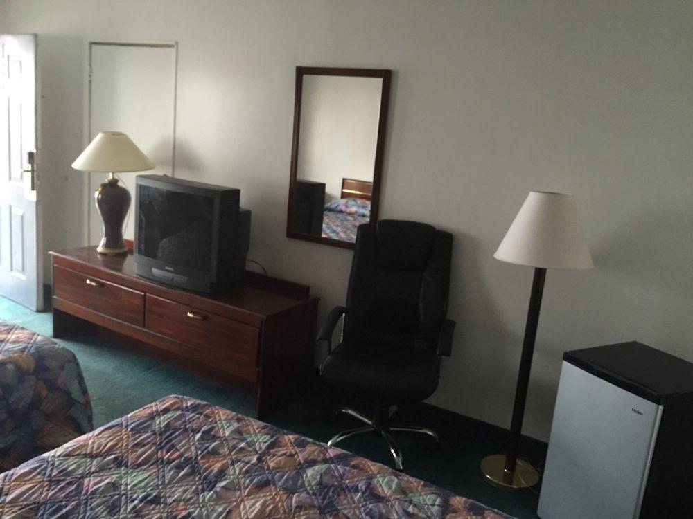 Rodeway Inn ดิคสัน ภายนอก รูปภาพ